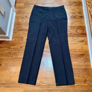 Hiltl DiBiella Charcoal Gray Nailhead Flat Front Dress Pants. Size 36.